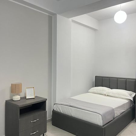 Blossom Apartments فلورا المظهر الخارجي الصورة