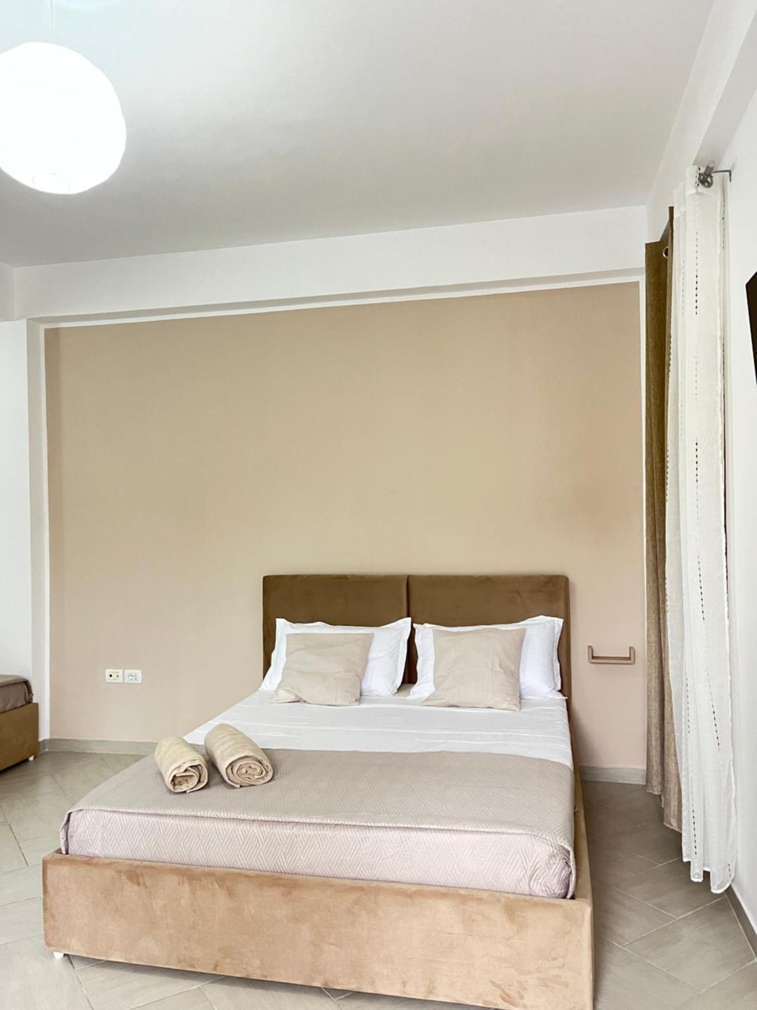 Blossom Apartments فلورا المظهر الخارجي الصورة